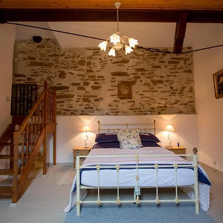 La Maison Des Fleurs 3* Montembœuf