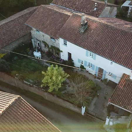 La Maison Des Fleurs 3* Montembœuf