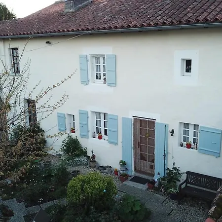 La Maison Des Fleurs Alojamento de Acomodação e Pequeno-almoço