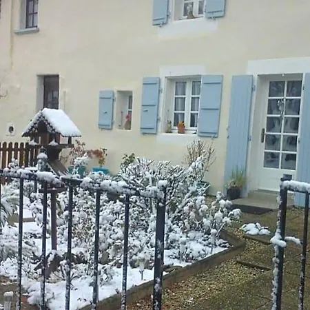 La Maison Des Fleurs 3* Montemboeuf
