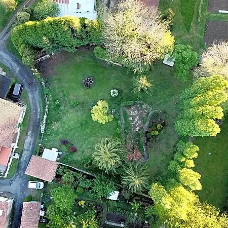 La Maison Des Fleurs Nocleg ze śniadaniem Montembœuf