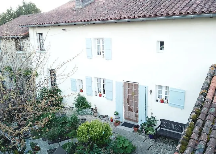 La Maison Des Fleurs Montembœuf