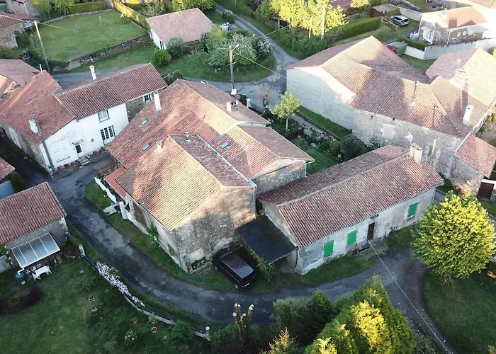 La Maison Des Fleurs