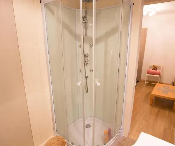 Bed & Breakfast La Maison Des Fleurs 3*