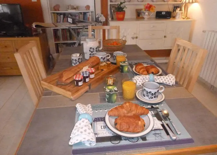 La Maison Des Fleurs Montembœuf